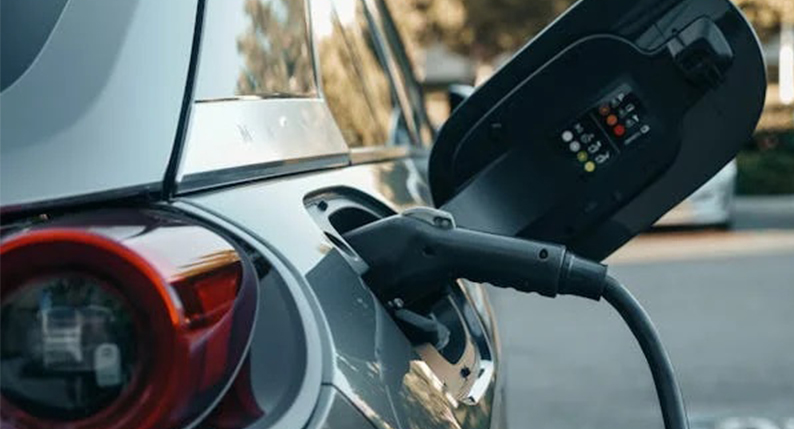 人形机器人催生锂电发展新“风口”